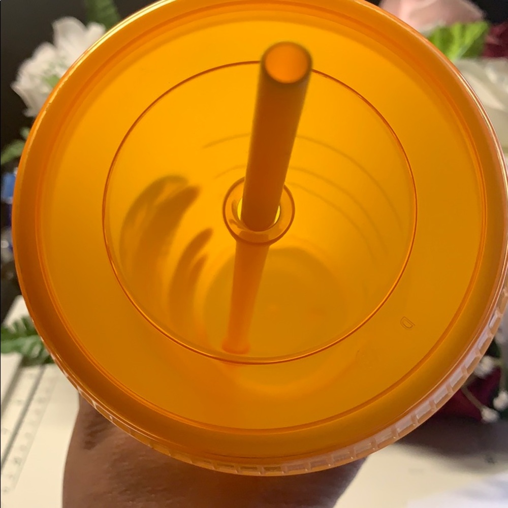 Color-Changing Reusable Cold Cups - Picture 3 of 3